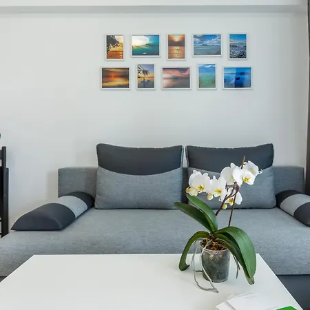 Apartment Part 08 *